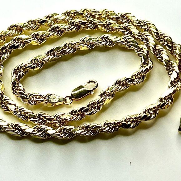 New 10K Yellow Gold 18” Diamond-Cut Rope Chain Necklace – 4.9mm Semi-Solid - Picture 8 of 9